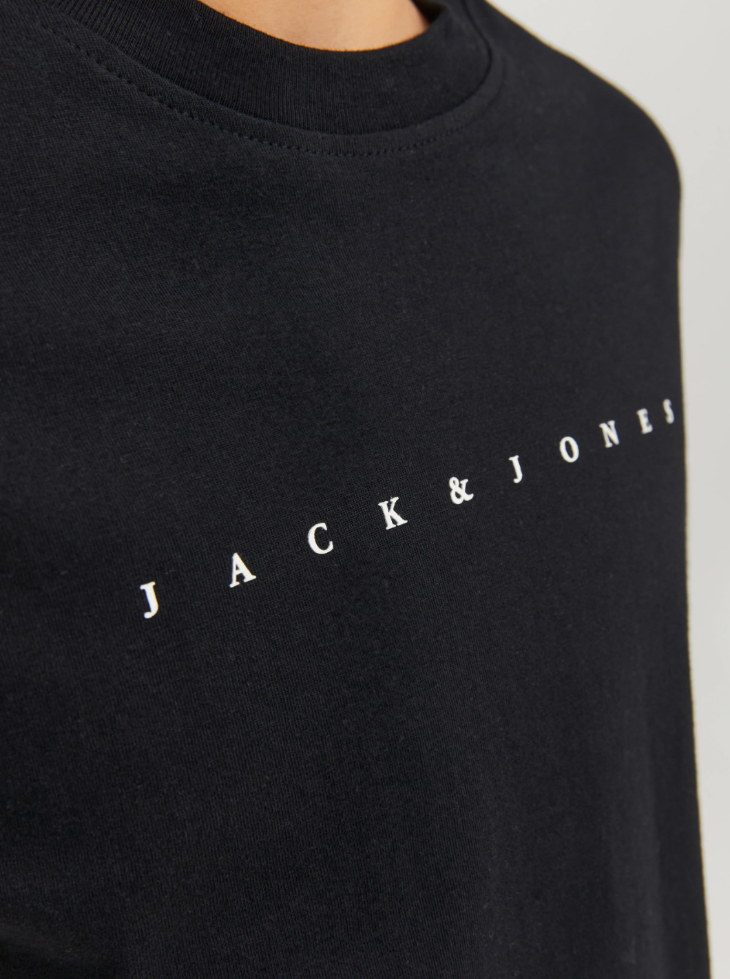 Jack & Jones Black T-Shirt for Kids | Classic & Comfortable Boys’ Tee